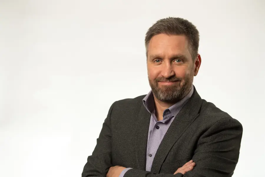 Gordon Sustins